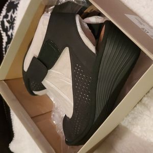 Clarks peep toe sandle size 8.5 new